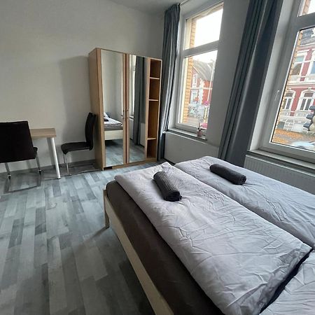 Schoenes Einfaches Zentrales Zimmer In Oldenburg Exterior foto