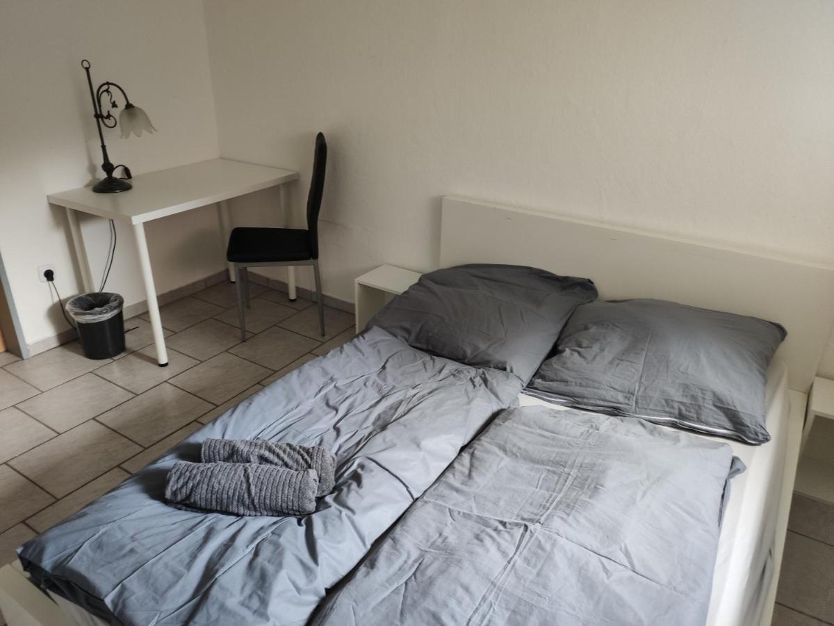 Schoenes Einfaches Zentrales Zimmer In Oldenburg Exterior foto