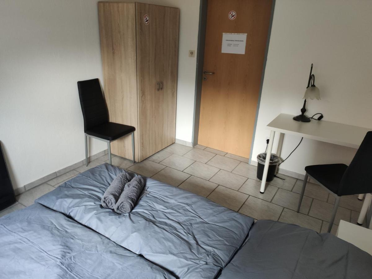 Schoenes Einfaches Zentrales Zimmer In Oldenburg Exterior foto